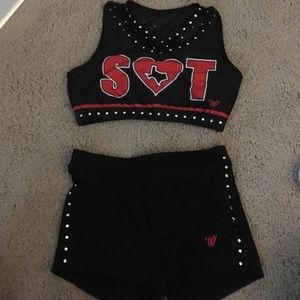 *MAKE OFFERS💓* spirit of texas practice wear