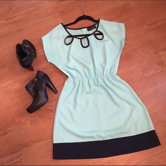 Hypnotik Navy/Light Blue Dress - Picture 1 of 1