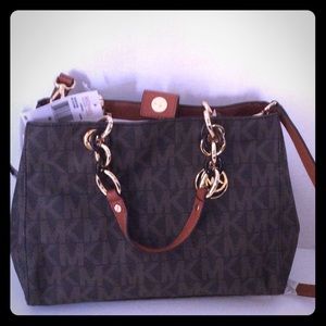 Michael Kors Cynthia Satchel