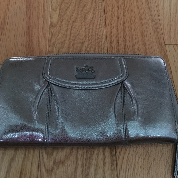 Leather Coach wallet - Picture 1 of 1