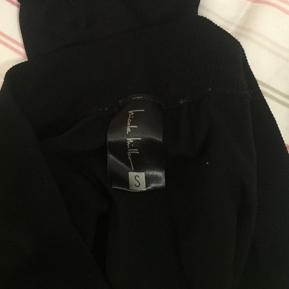 Black stretchy leggings