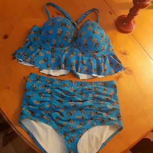 **LOWEST PRICE **TORRID RETRO PINEAPPLE 2 piece