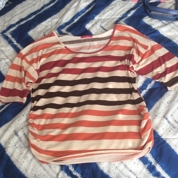 Quarter sleeve shirt