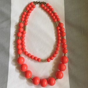 🎉HP 8/24🎉 Costume Jewlery✨ Coral Beaded Necklace