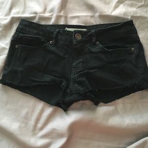 Bullhead black jean shorts