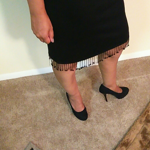 Dress - Picture 2 of 2