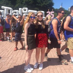 Meet your Posher, Caroline