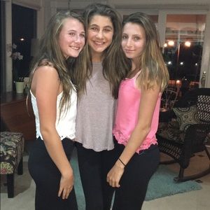 Meet your Posher, Lily