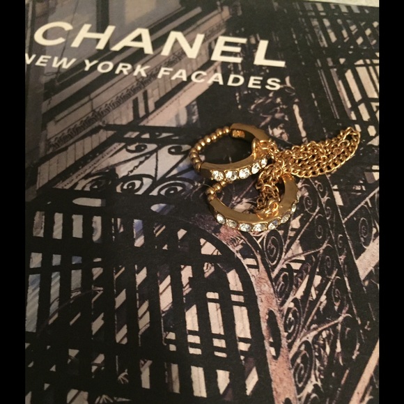 Two finger gold chain ring - Picture 2 of 3