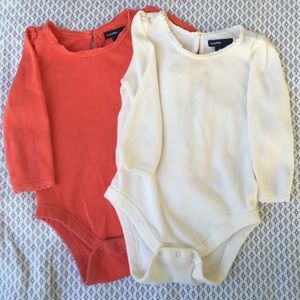 2 Baby Gap long sleeve robbed onesies