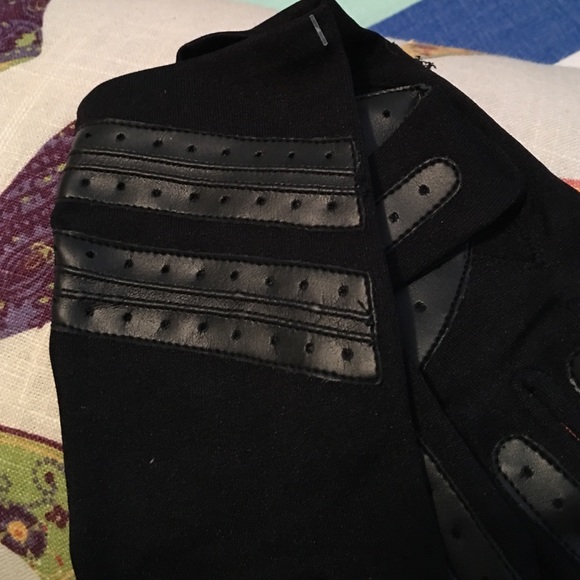 Get in your driving style in chic gloves! - Picture 1 of 8