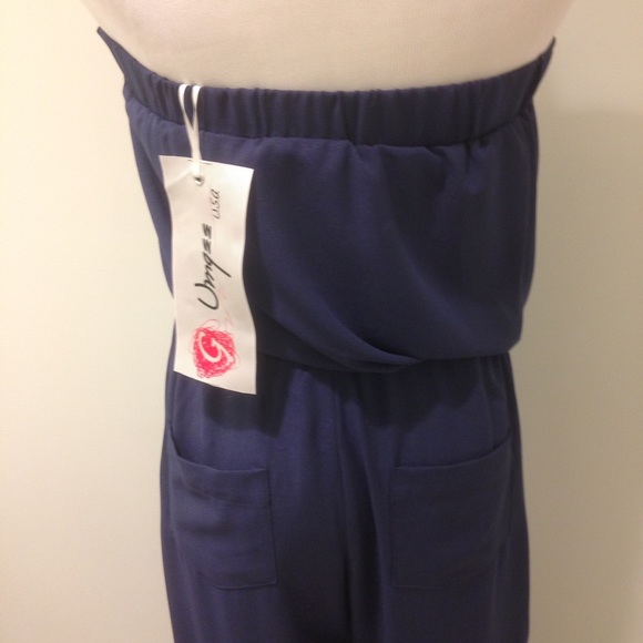SIZE SMALL ONLY Gorgeous Navy Blue Jumpsuit - Picture 3 of 4