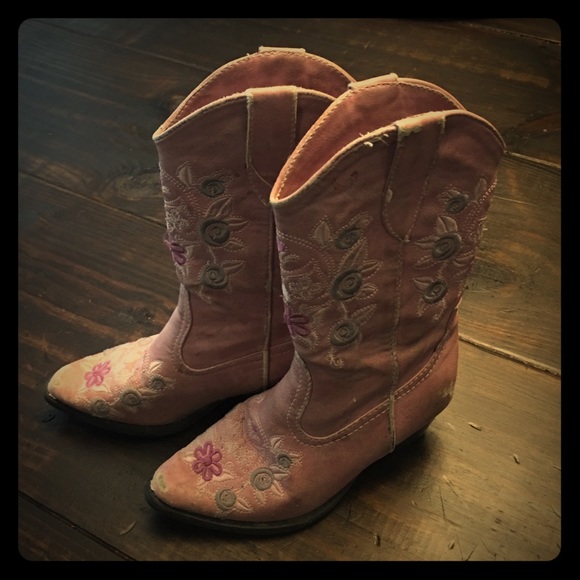 Girls cowboy boots