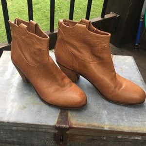 Sam Eldelman Ankle Boots
