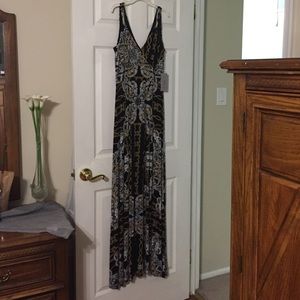Beautiful Black with white and gold Maxi NWT