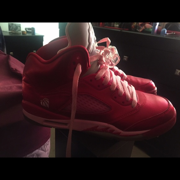 valentine jordan 5s