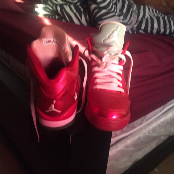 valentine jordan 5s
