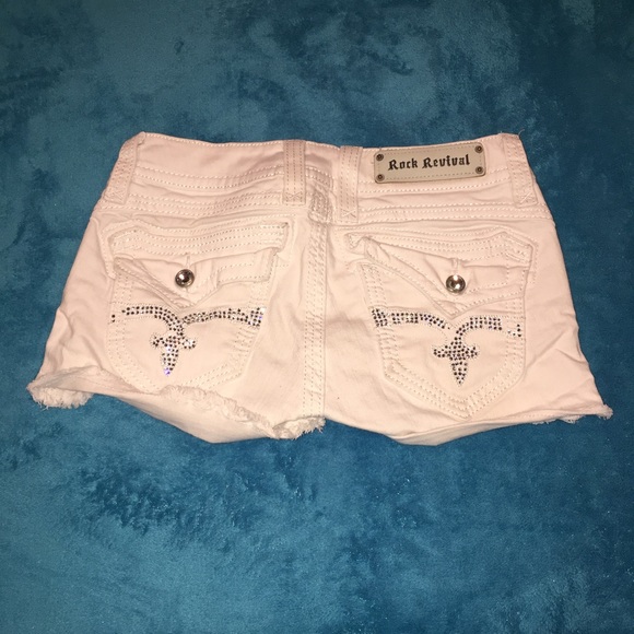 Rock Revival shorts size 28