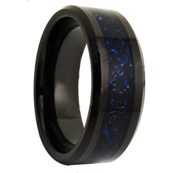 Beautiful Black Tungsten ring w Celtic Design