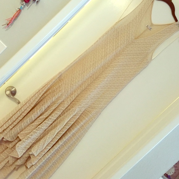 XS tan/beige slip FREE PEOPLE