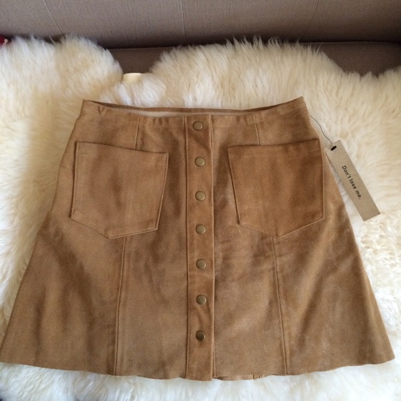 NWT Reformation Tuscon Suede Skirt Sz. 2 - Picture 2 of 4