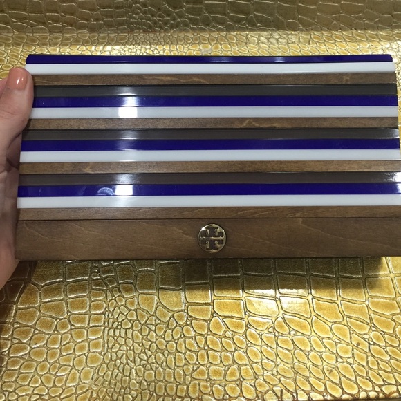 Tory Burch envelope clutch