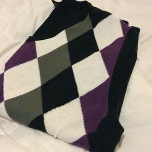 Men's knit pull over vest