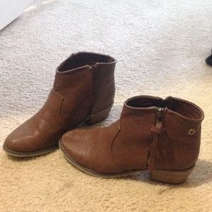 Ankle boots