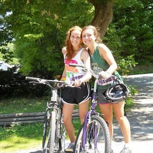 Meet your Posher, Emily