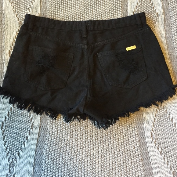 Shorts - Picture 2 of 2