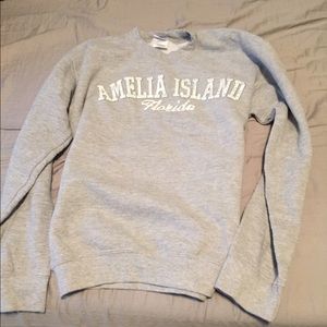 Grey Amelia islands sweatshirt, EUC