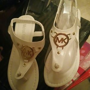 Mk sandals
