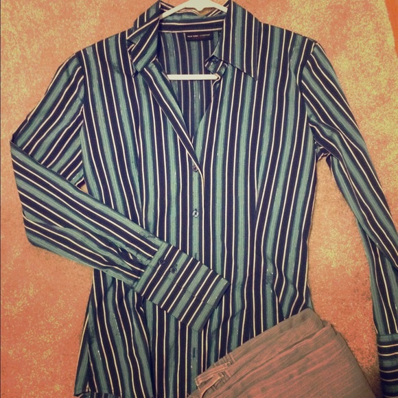 New York and Company button up!