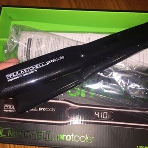 Paul Mitchell Express Ion Smooth straightener