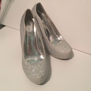 Marichi Mani Prom Shoes