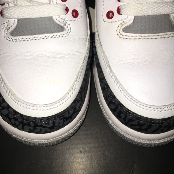 Jordan Fire red 3's GS 5.5 = Women 7.5! - Picture 4 of 4