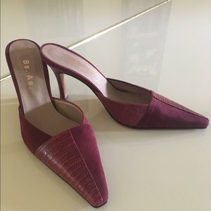 Burgundy leather closed toe mules