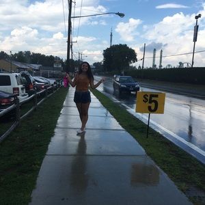 Meet your Posher, Odalys