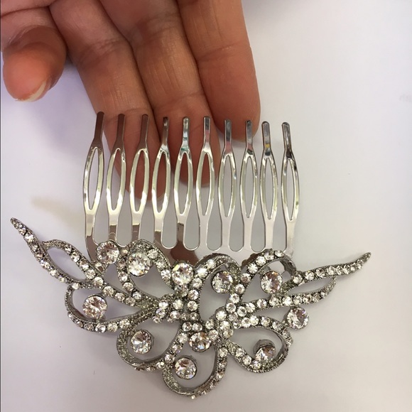 Swarovski Crystal Hair Comb - Picture 2 of 3
