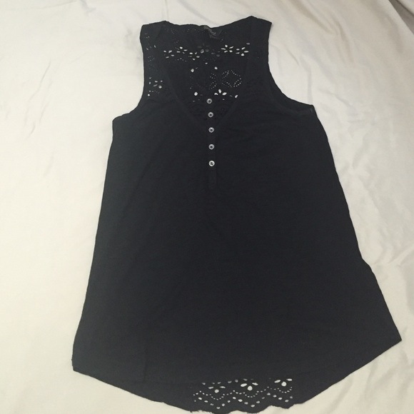 Lucky Brand V-neck lace tank