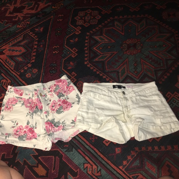 Flora shorts and white Jean shorts bundle