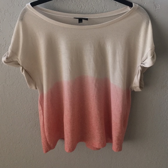 Super cute orange ombré top