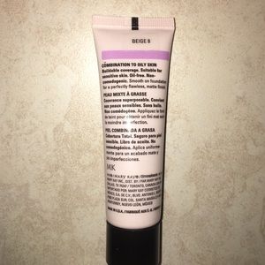 Mary Kay beige 8 foundation