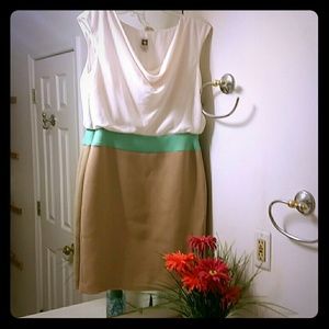 🆕🌈⚡️Anne Klein Dress 💜🔅🌷