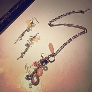 Matching necklace & earrings bundle!