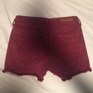 H&M maroon high waisted shorts