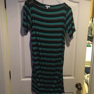 Striped maternity dress - side ruched - large