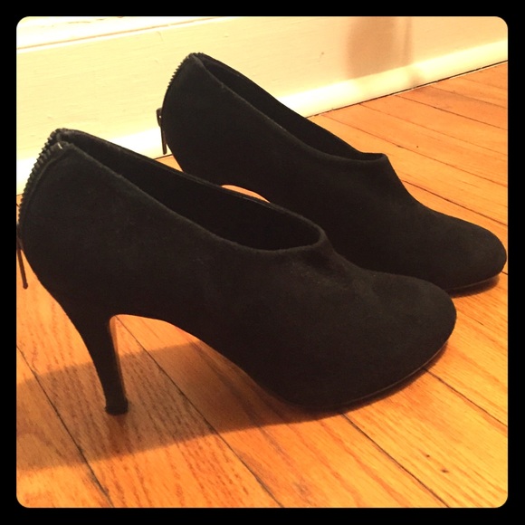 Beautiful suede Italian made J Crew ankle booties