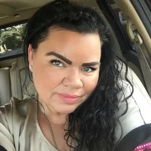 Meet your Posher, Deedy