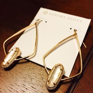 Kendra Scott Arianna Earring - NWOT